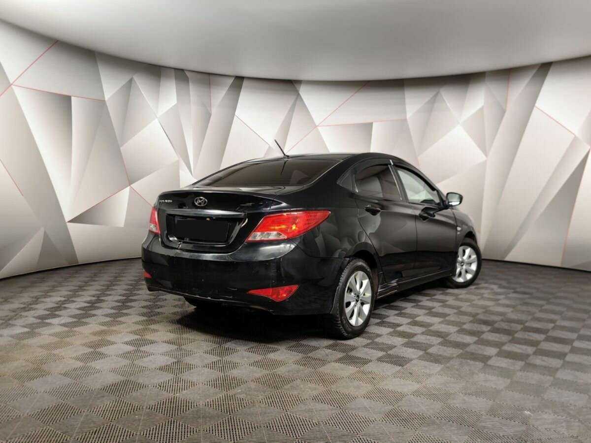 Купить Hyundai Solaris, 2016, 185 132 км, фото №2