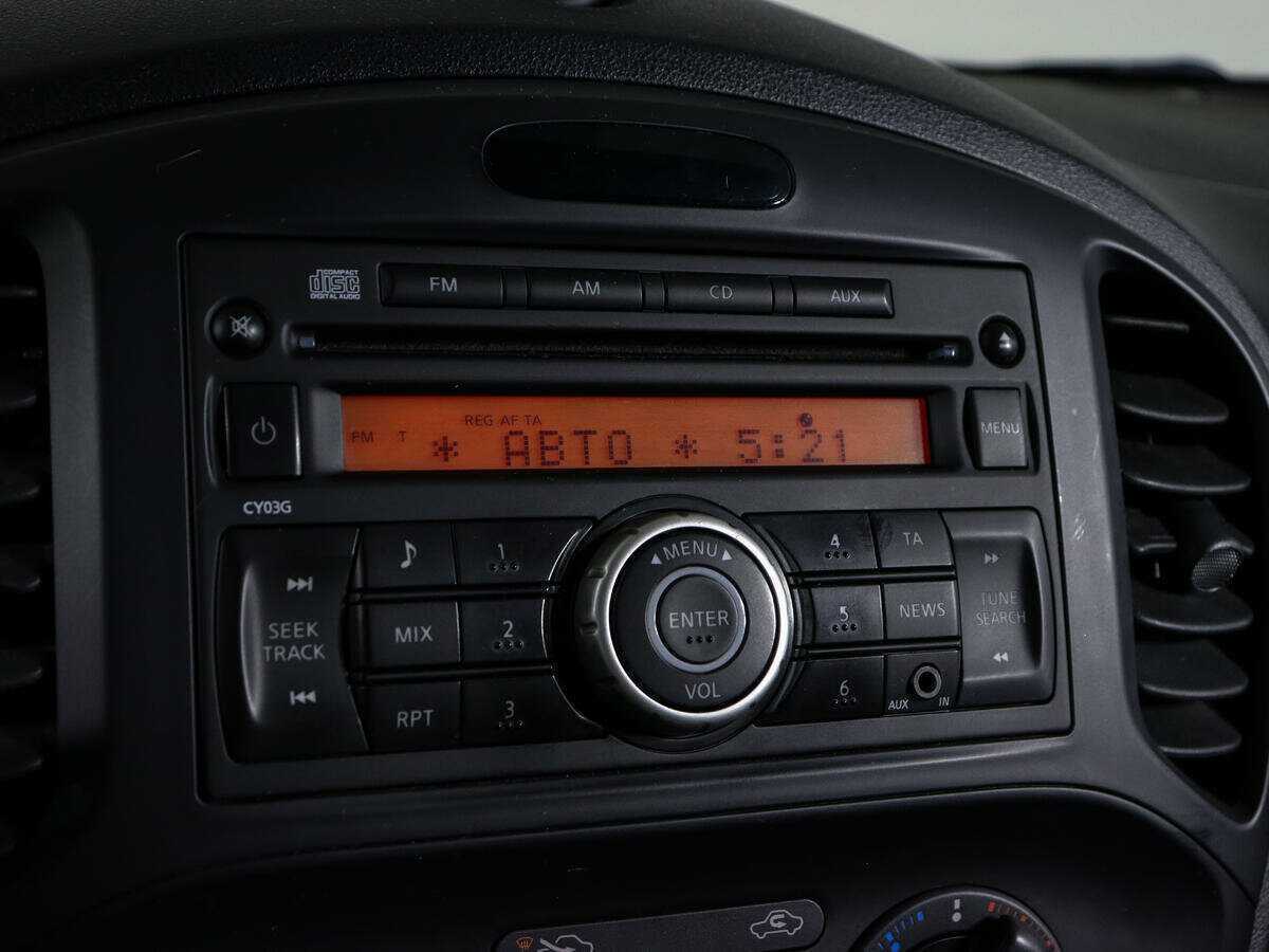 Купить Nissan Juke, 2014, 89 000 км, фото №16