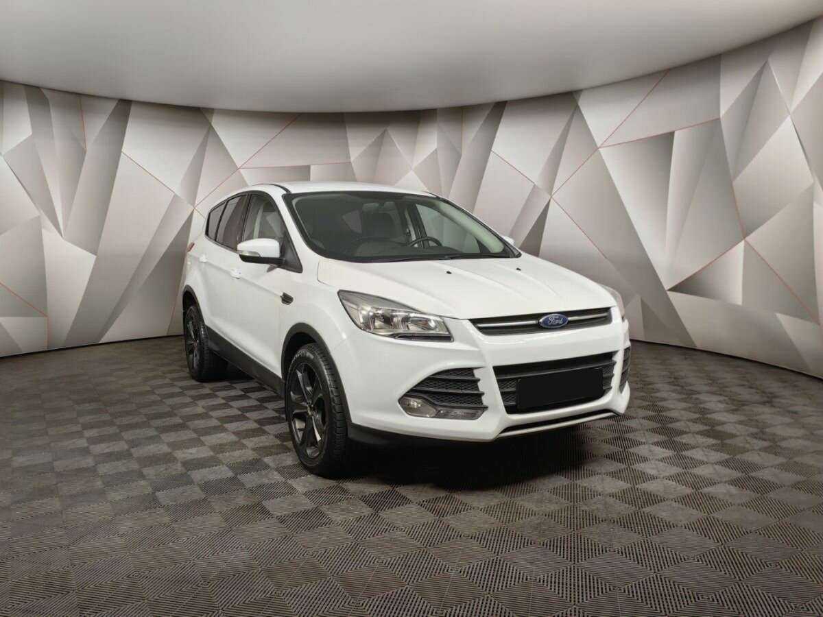 Купить Ford Kuga, 2015, 81 911 км, фото №3