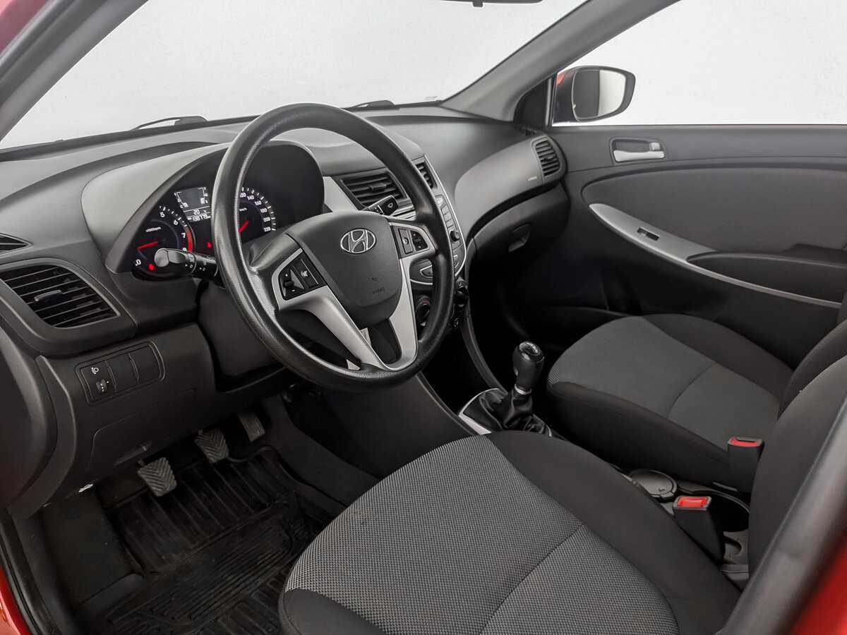 Купить Hyundai Solaris, 2012, 138 770 км, фото №14