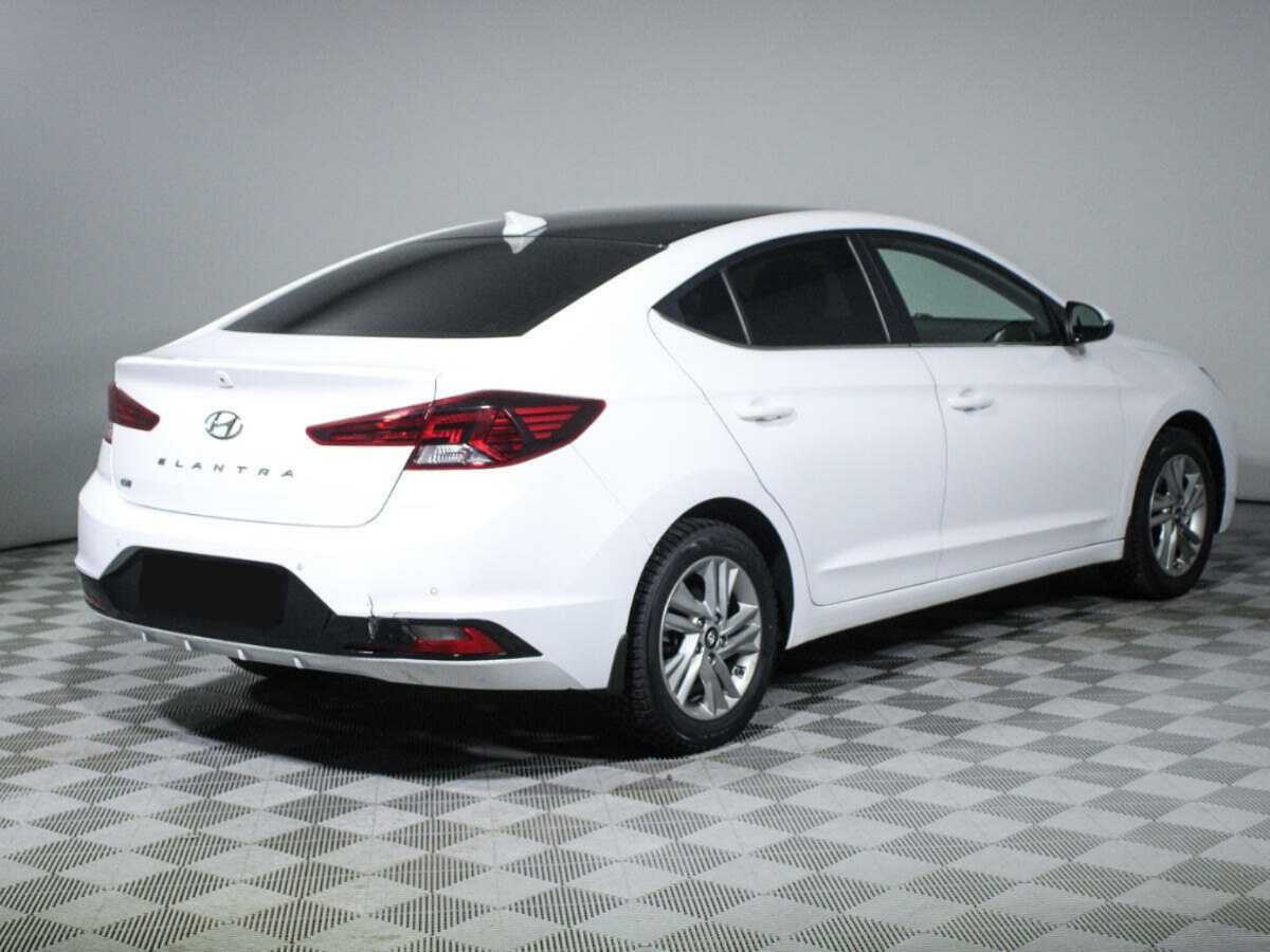 Купить Hyundai Elantra, 2020, 142 837 км, фото №3