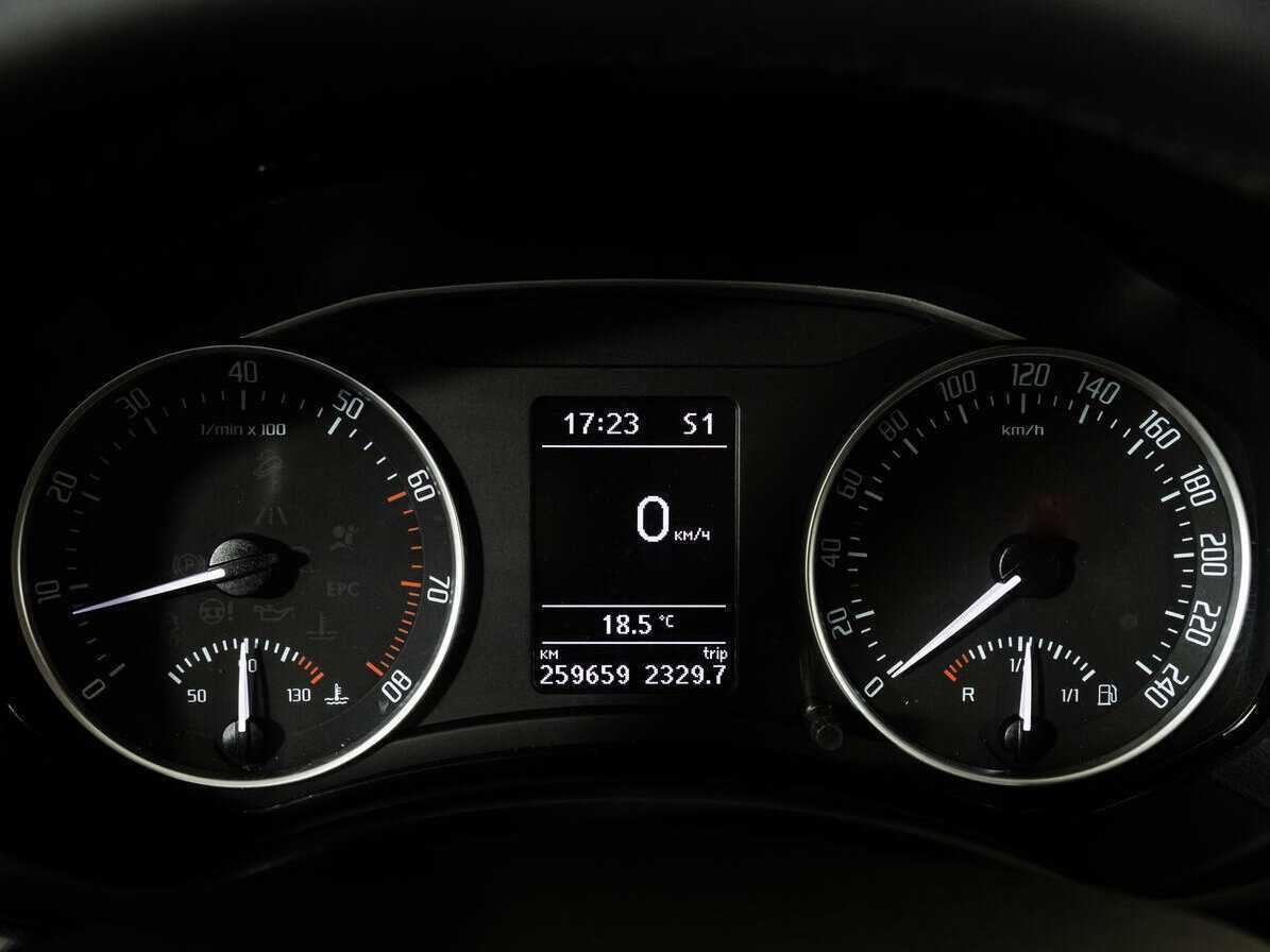 Купить Skoda Octavia, 2013, 259 658 км, фото №18