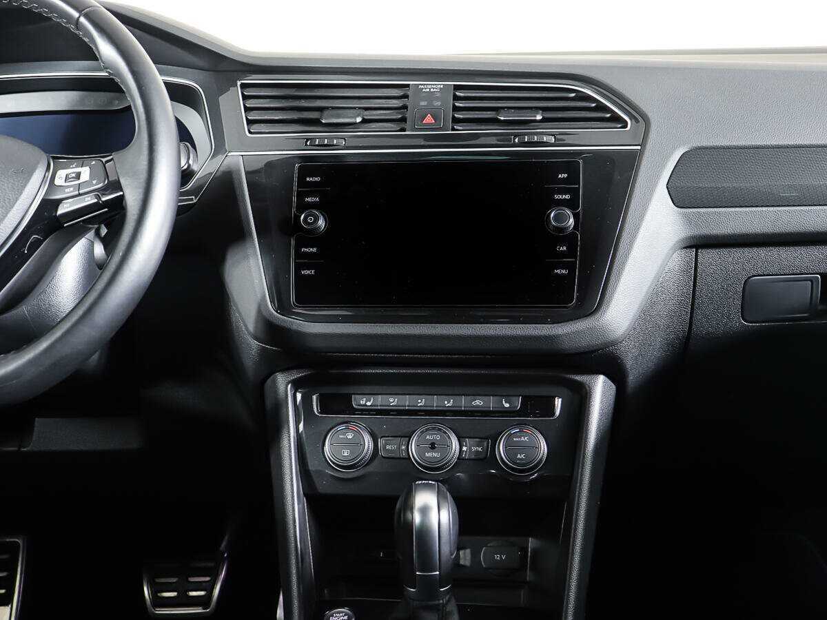 Купить Volkswagen Tiguan, 2018, 45 214 км, фото №12