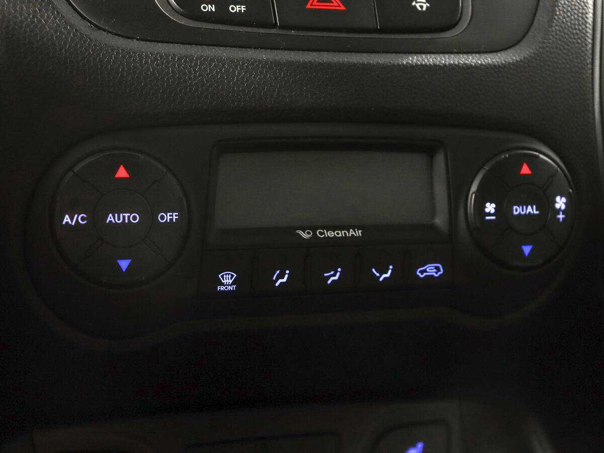 Купить Hyundai ix35, 2014, 180 100 км, фото №13