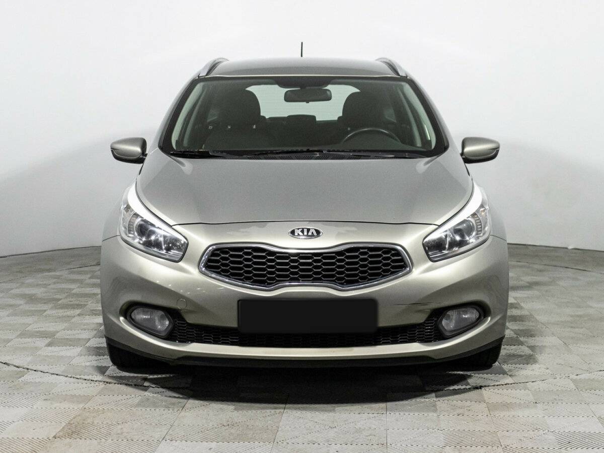 Купить Kia Ceed II, 2012, 130 000 км, фото №2