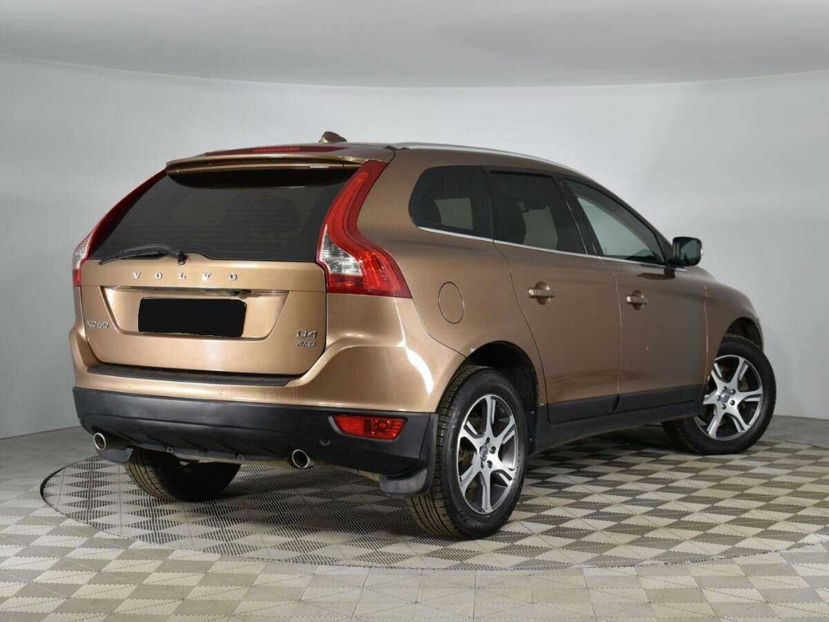 Купить Volvo XC60, 2013, 267 481 км, фото №2