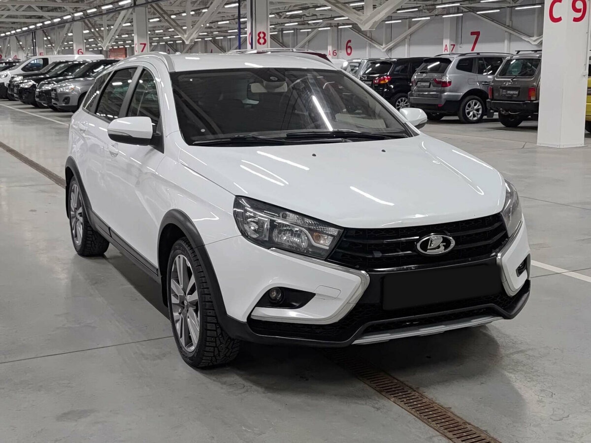 Купить Lada (ВАЗ) Vesta SW I, 2018, 212 339 км, фото №3