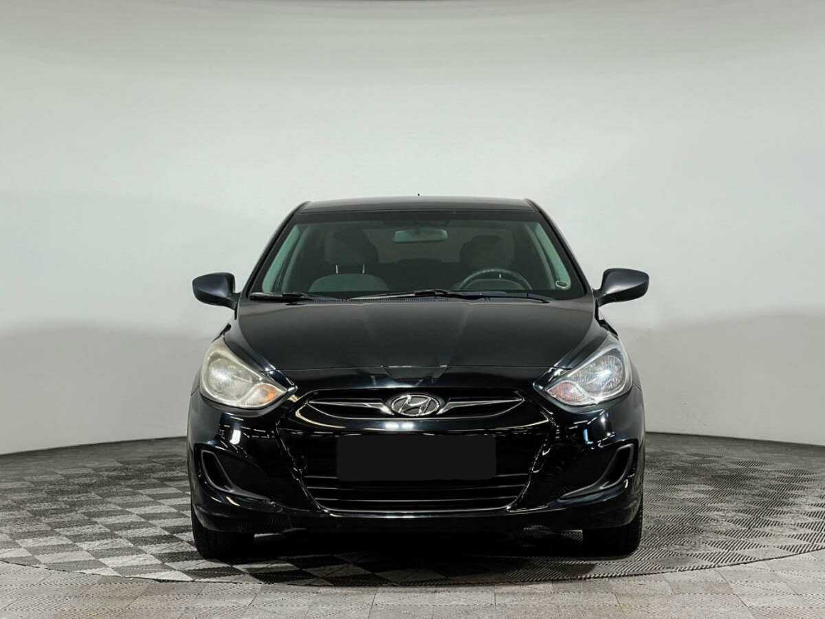 Купить Hyundai Solaris, 2012, 67 774 км, фото №2