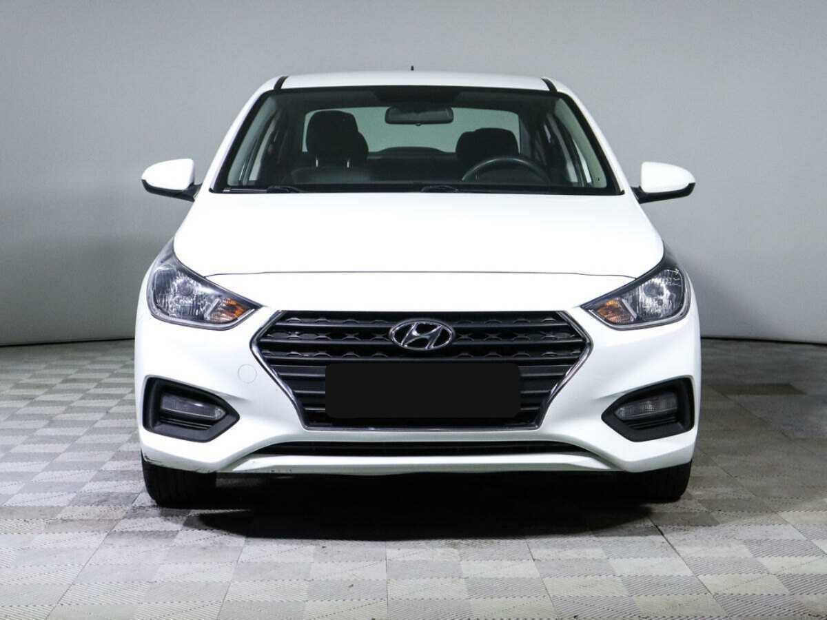 Купить Hyundai Solaris, 2017, 74 058 км, фото №2