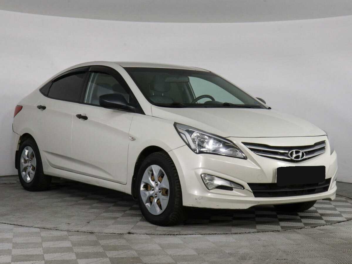 Купить Hyundai Solaris, 2015, 125 988 км, фото №3