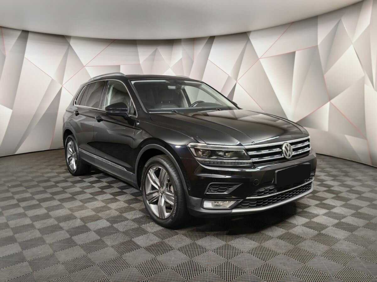 Купить Volkswagen Tiguan, 2017, 118 877 км, фото №3