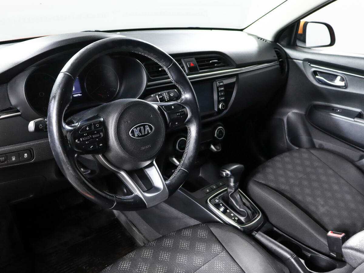 Купить Kia Rio, 2017, 156 071 км, фото №11