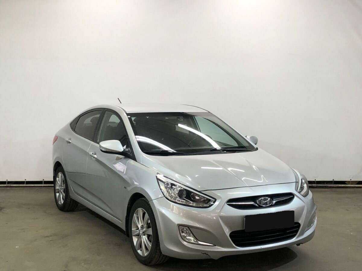 Купить Hyundai Solaris, 2014, 96 200 км, фото №3
