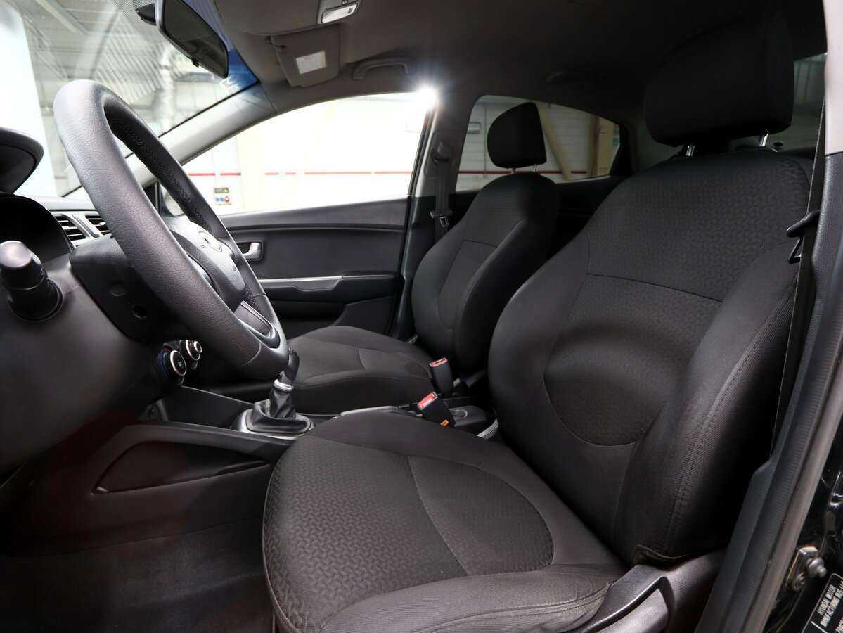 Купить Kia Rio, 2013, 120 000 км, фото №6