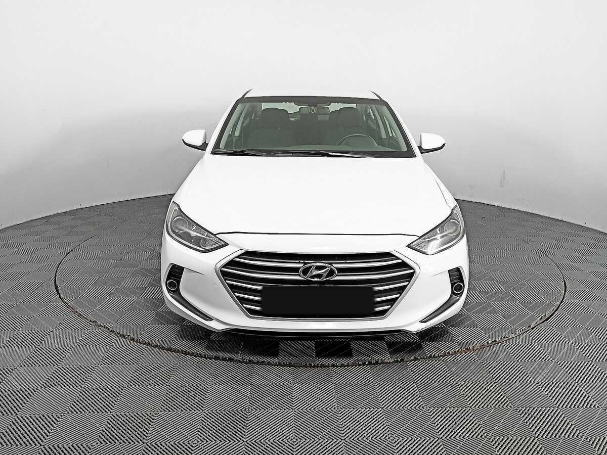 Купить Hyundai Elantra, 2017, 180 577 км, фото №2