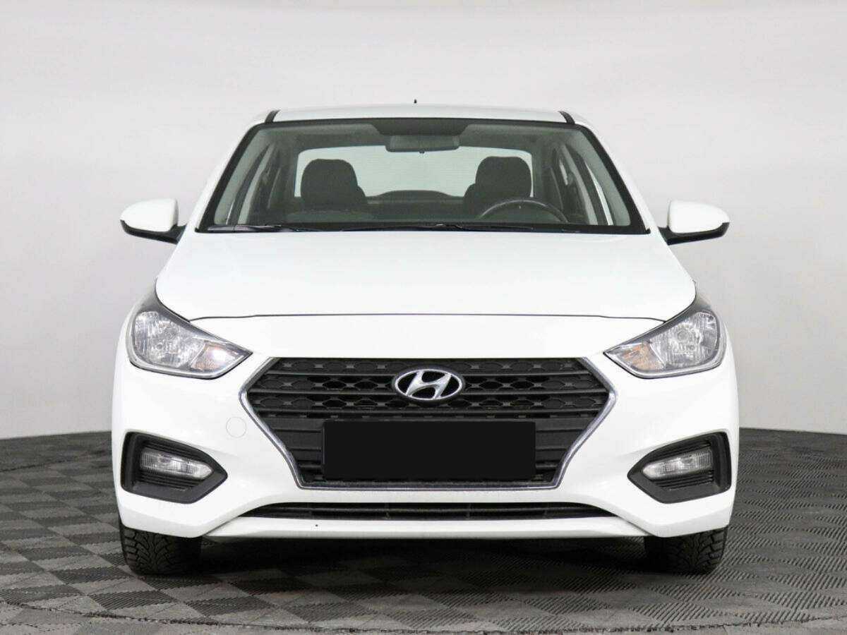 Купить Hyundai Solaris, 2019, 52 919 км, фото №2