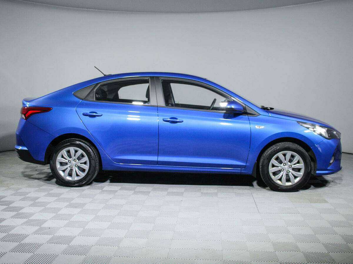 Купить Hyundai Solaris, 2020, 32 310 км, фото №4