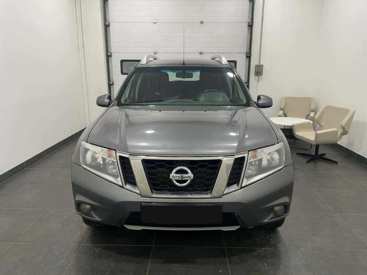 Купить Nissan Terrano, 2015, 215 853 км, фото №2