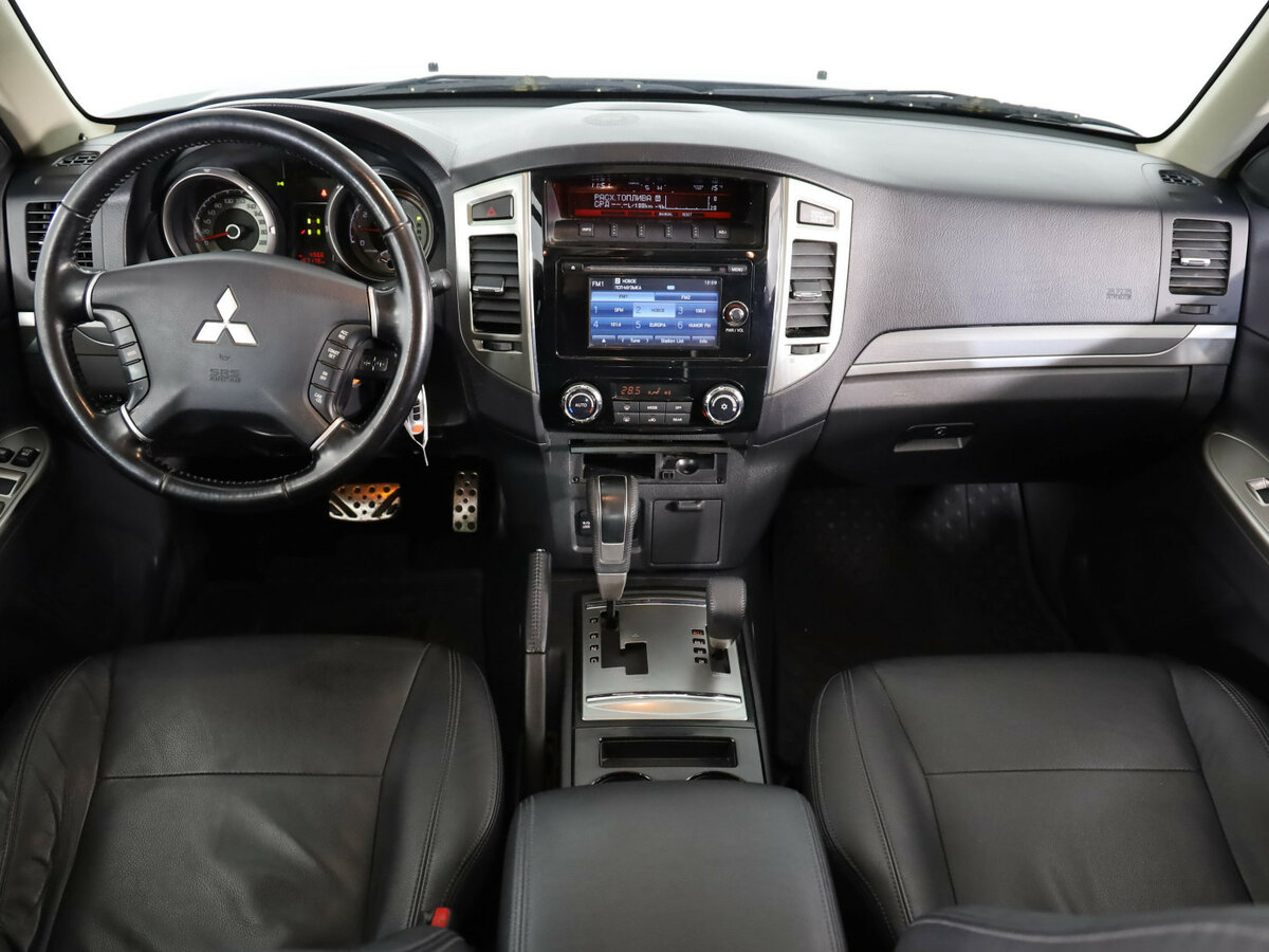 Купить Mitsubishi Pajero IV Рестайлинг 2, 2015, 157 000 км, фото №9