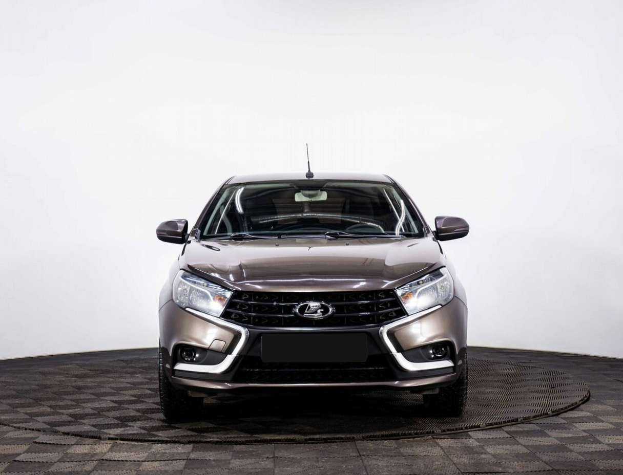 Купить Lada (ВАЗ) Vesta, 2018, 95 000 км, фото №2