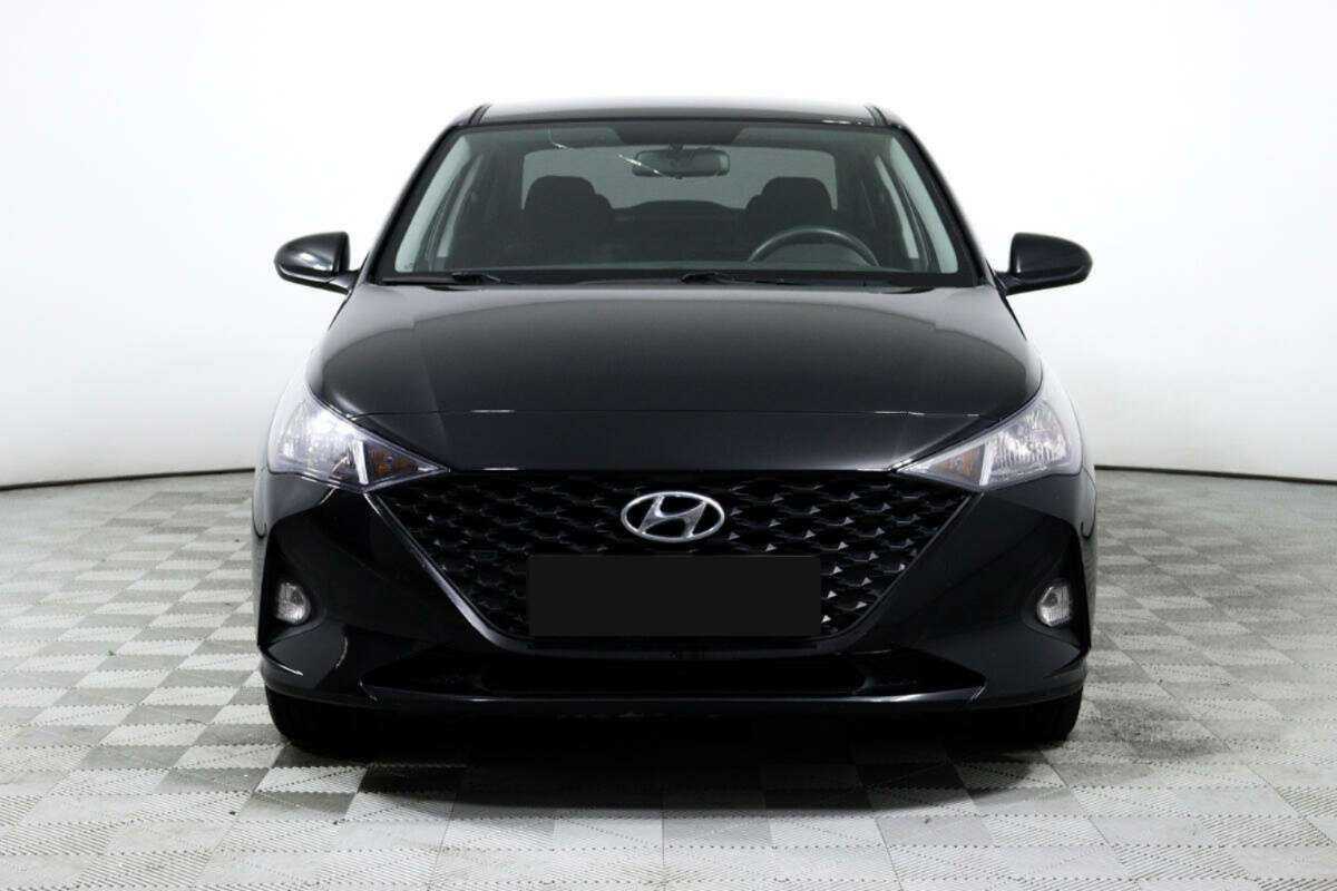 Купить Hyundai Solaris, 2020, 66 861 км, фото №2