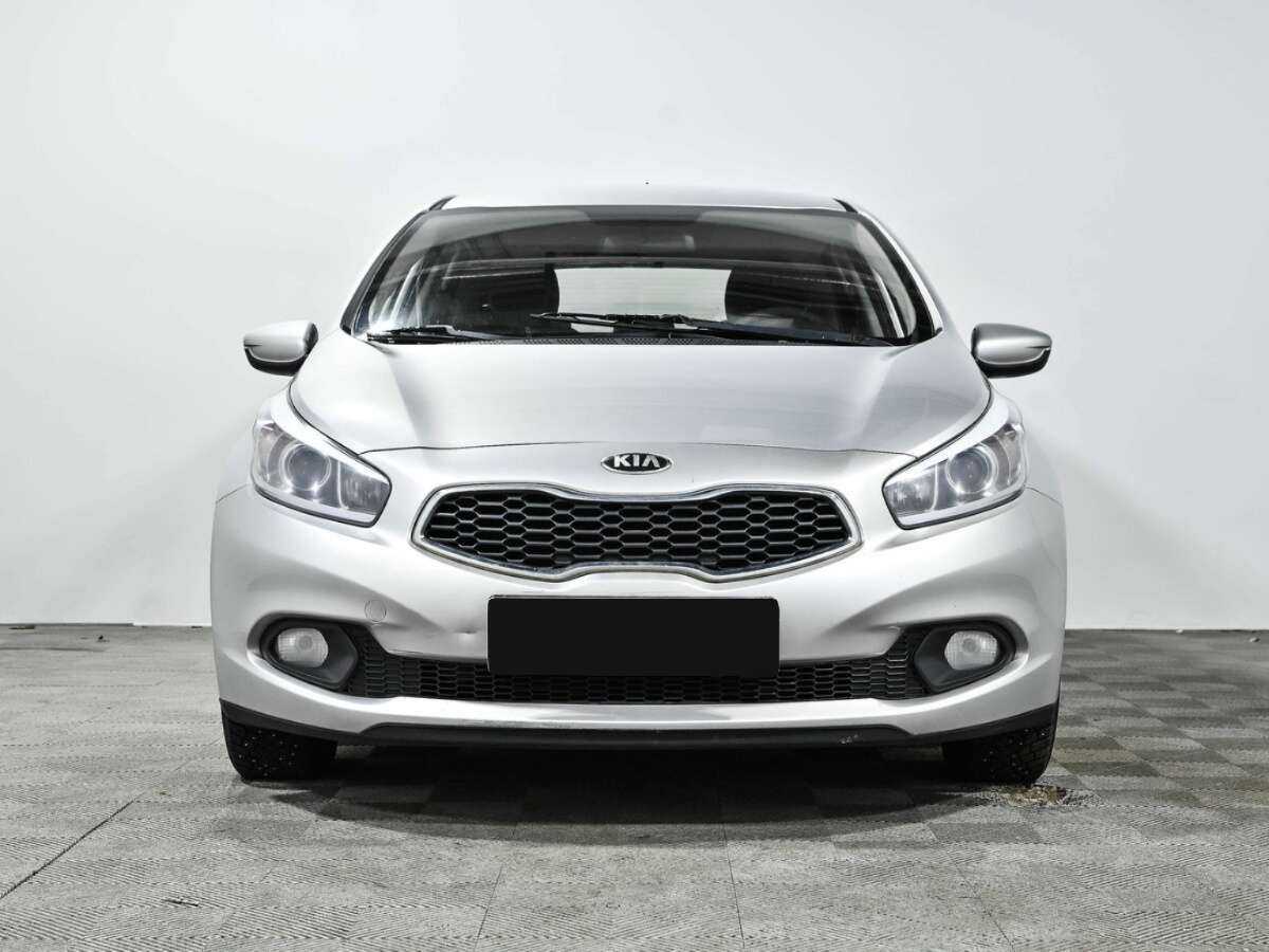 Купить Kia Ceed, 2012, 177 598 км, фото №2