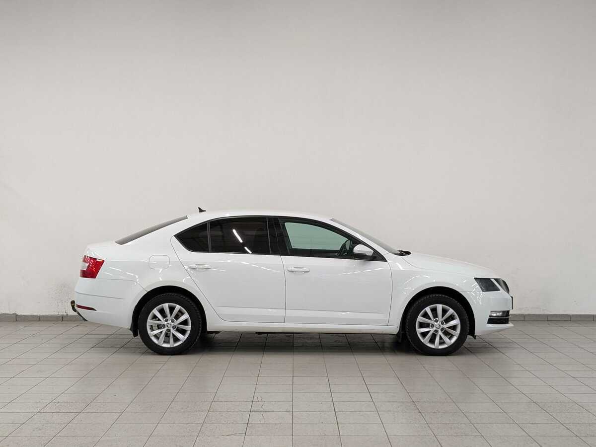 Купить Skoda Octavia, 2017, 216 162 км, фото №4
