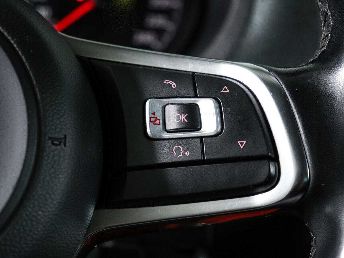 Купить Volkswagen Polo, 2018, 78 199 км, фото №19
