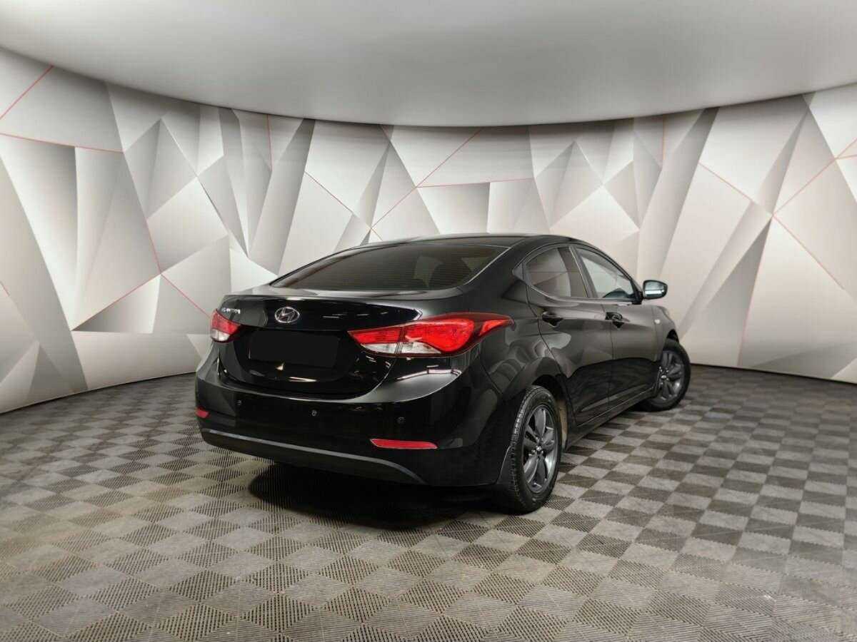 Купить Hyundai Elantra, 2015, 69 924 км, фото №2