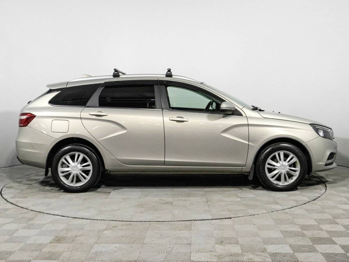 Купить Lada (ВАЗ) Vesta SW, 2019, 108 804 км, фото №4