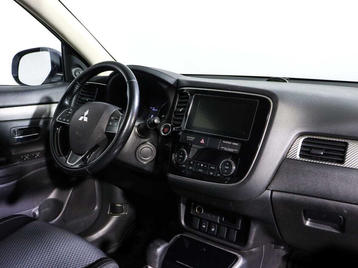 Купить Mitsubishi Outlander, 2018, 197 000 км, фото №7