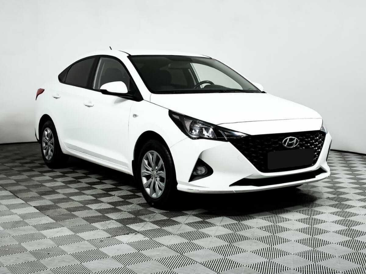 Купить Hyundai Solaris, 2020, 89 887 км, фото №3