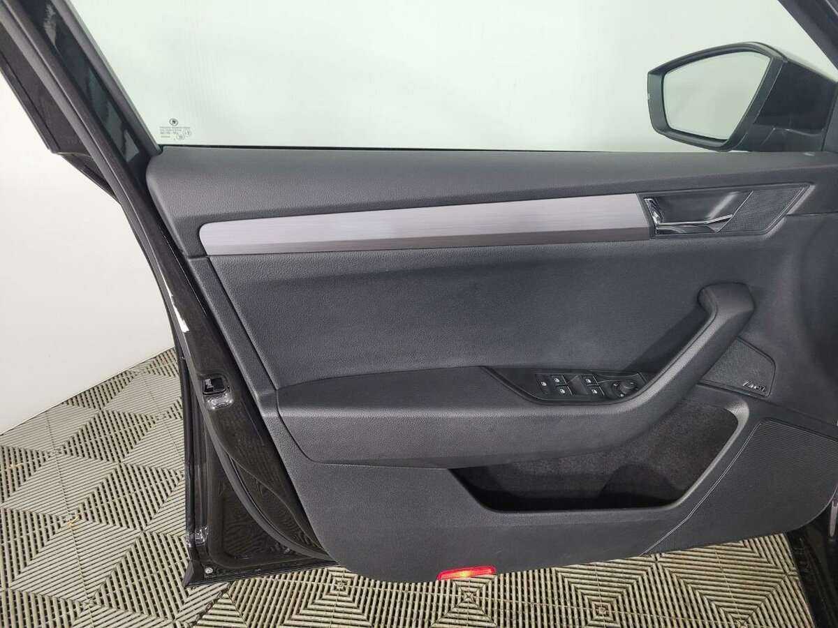 Купить Skoda Superb, 2016, 77 622 км, фото №8