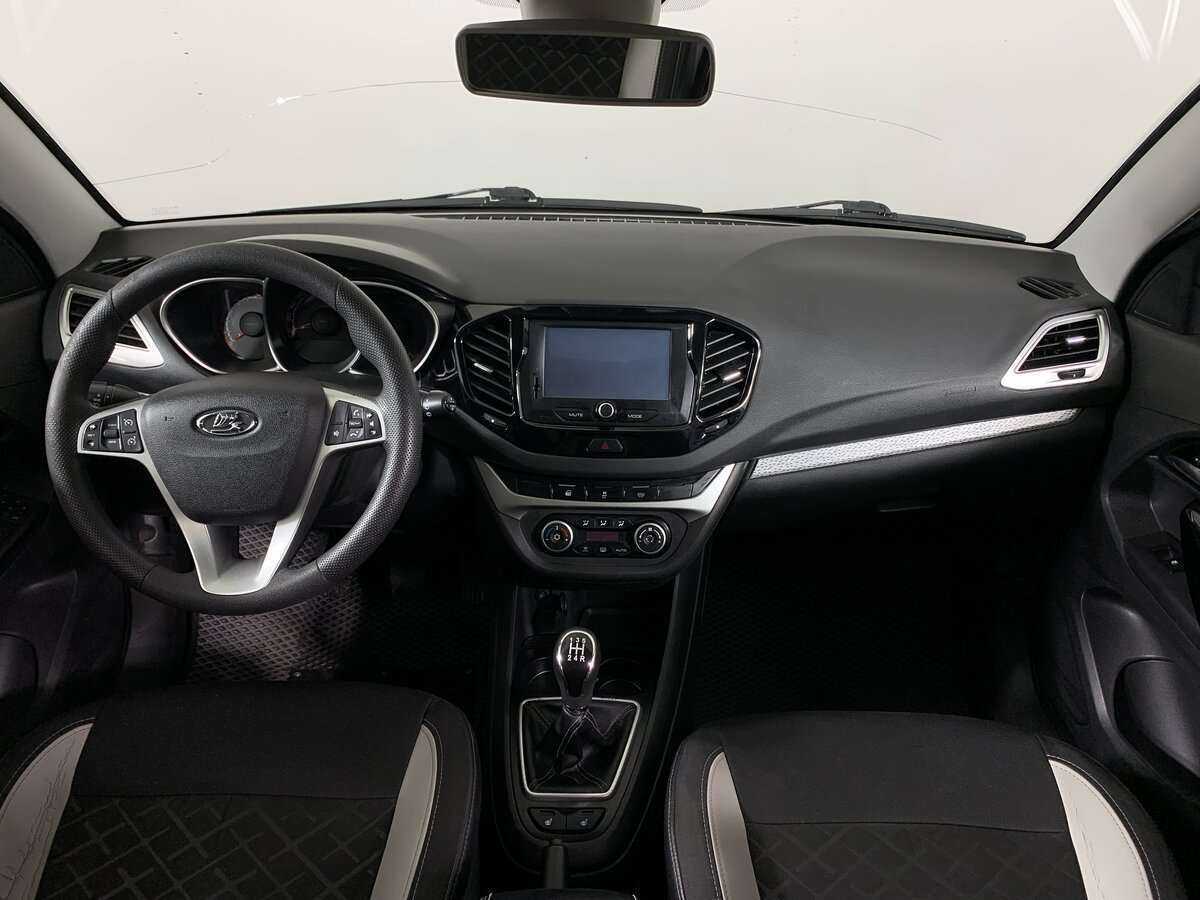 Купить Lada (ВАЗ) Vesta SW Cross, 2018, 162 699 км, фото №10