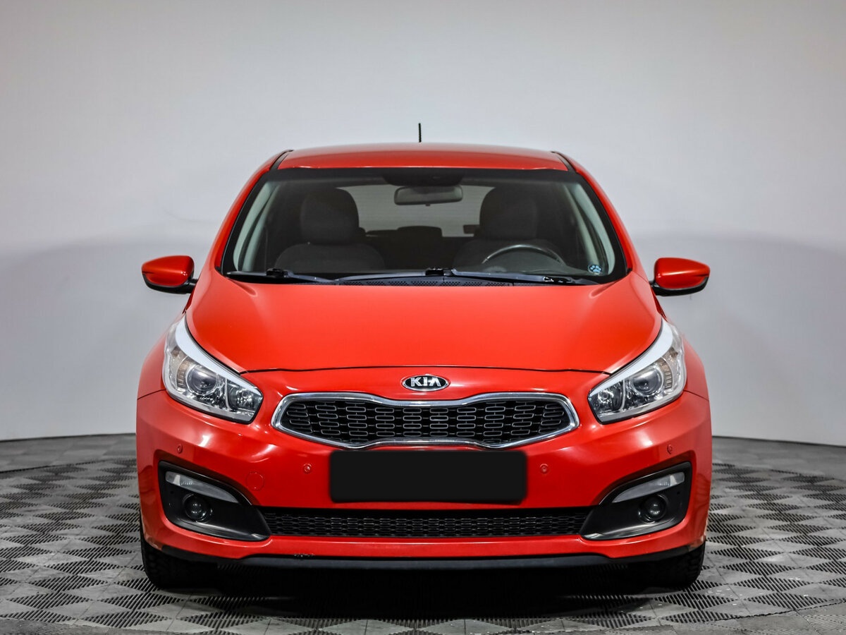 Купить Kia Ceed II Рестайлинг, 2016, 115 669 км, фото №2