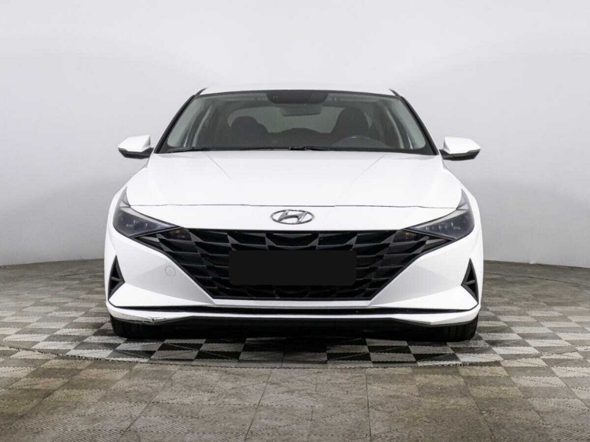 Купить Hyundai Elantra, 2021, 106 533 км, фото №2