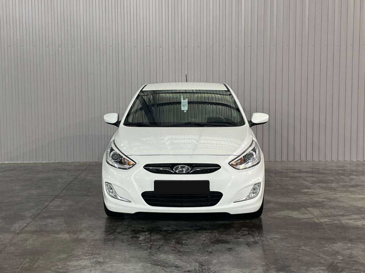 Купить Hyundai Solaris, 2014, 65 000 км, фото №2