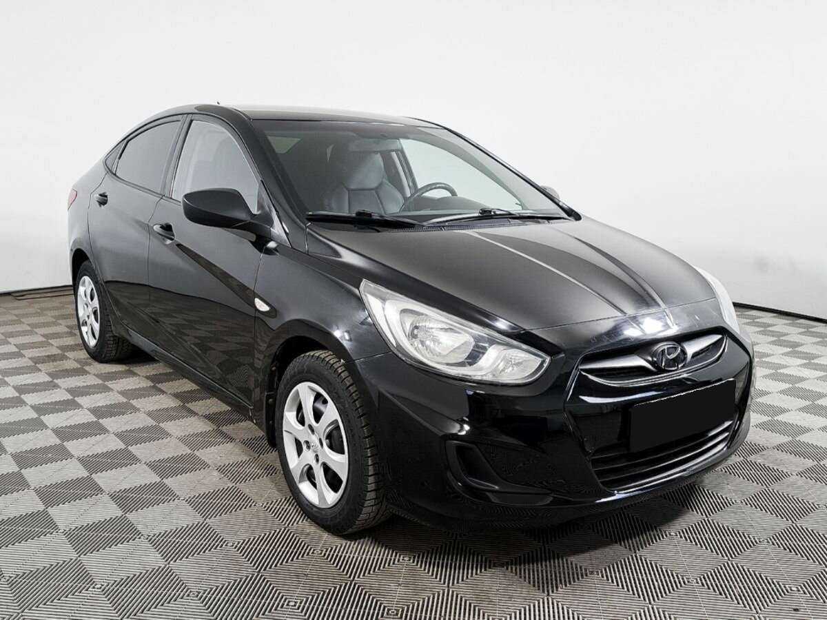 Купить Hyundai Solaris, 2012, 146 000 км, фото №3