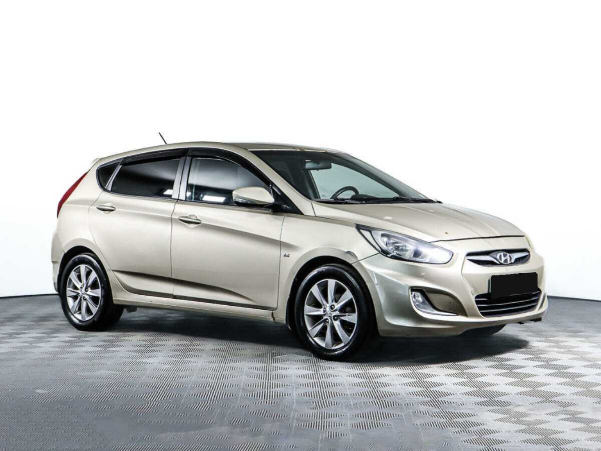 Купить Hyundai Solaris, 2012, 178 384 км, фото №2