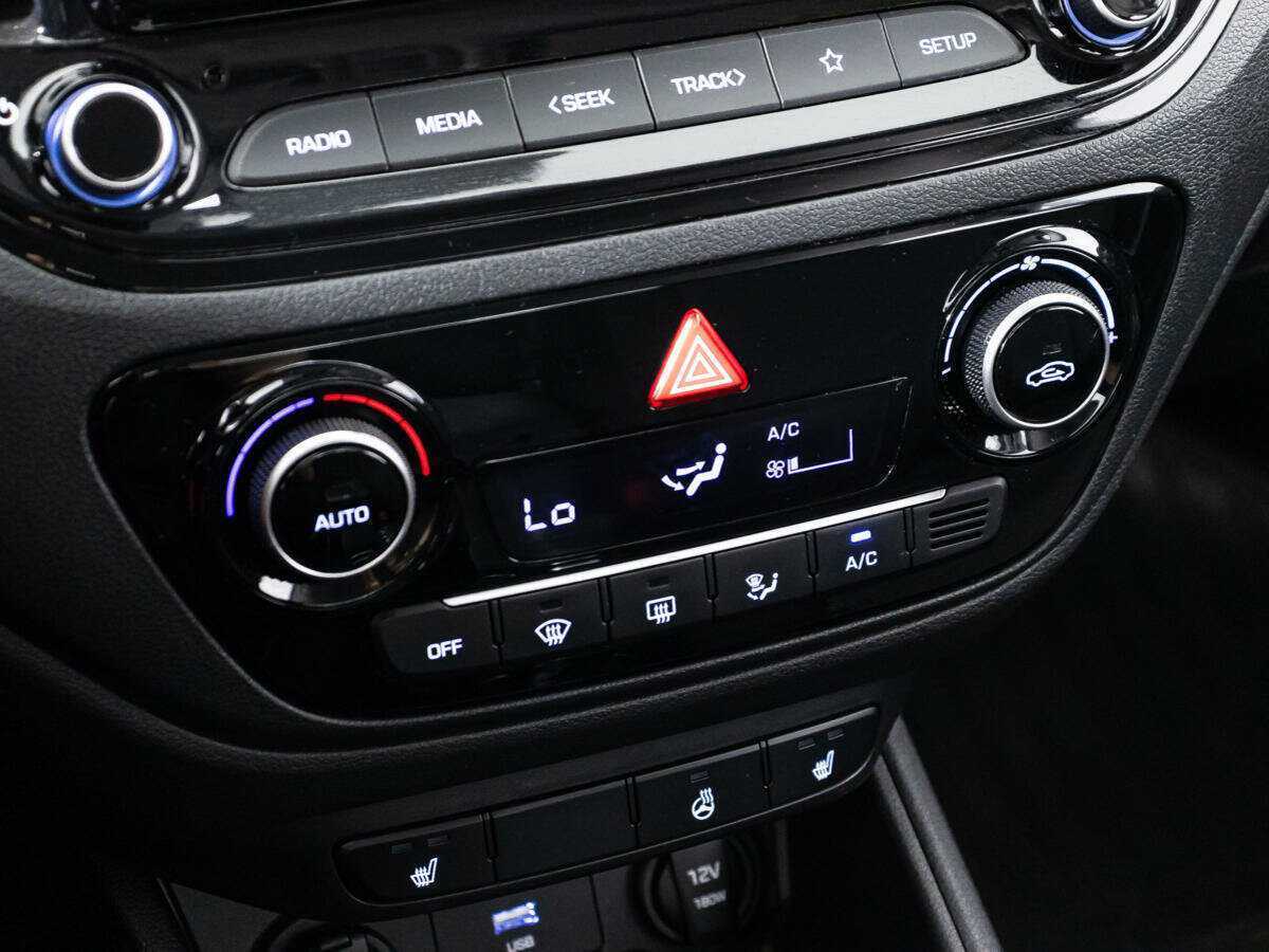 Купить Hyundai Solaris, 2021, 75 945 км, фото №15