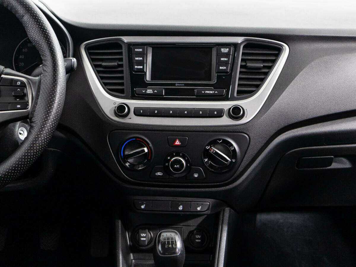 Купить Hyundai Solaris, 2017, 69 118 км, фото №14