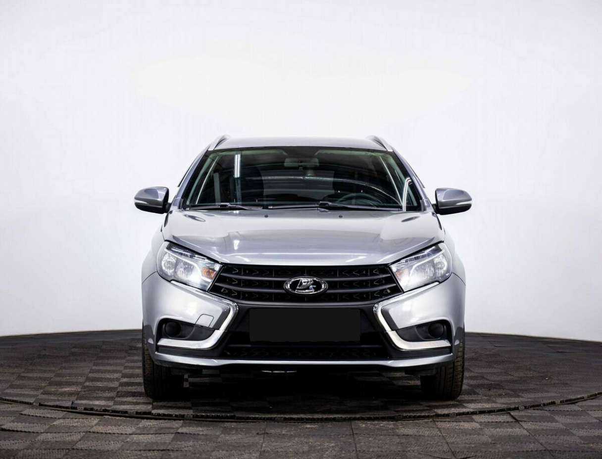 Купить Lada (ВАЗ) Vesta SW, 2020, 50 000 км, фото №2