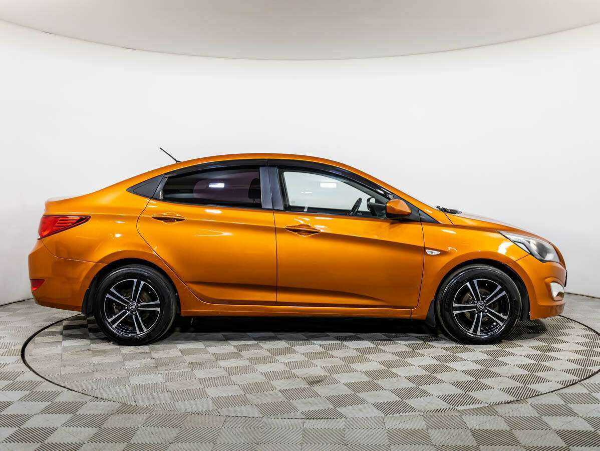 Купить Hyundai Solaris, 2014, 166 156 км, фото №3