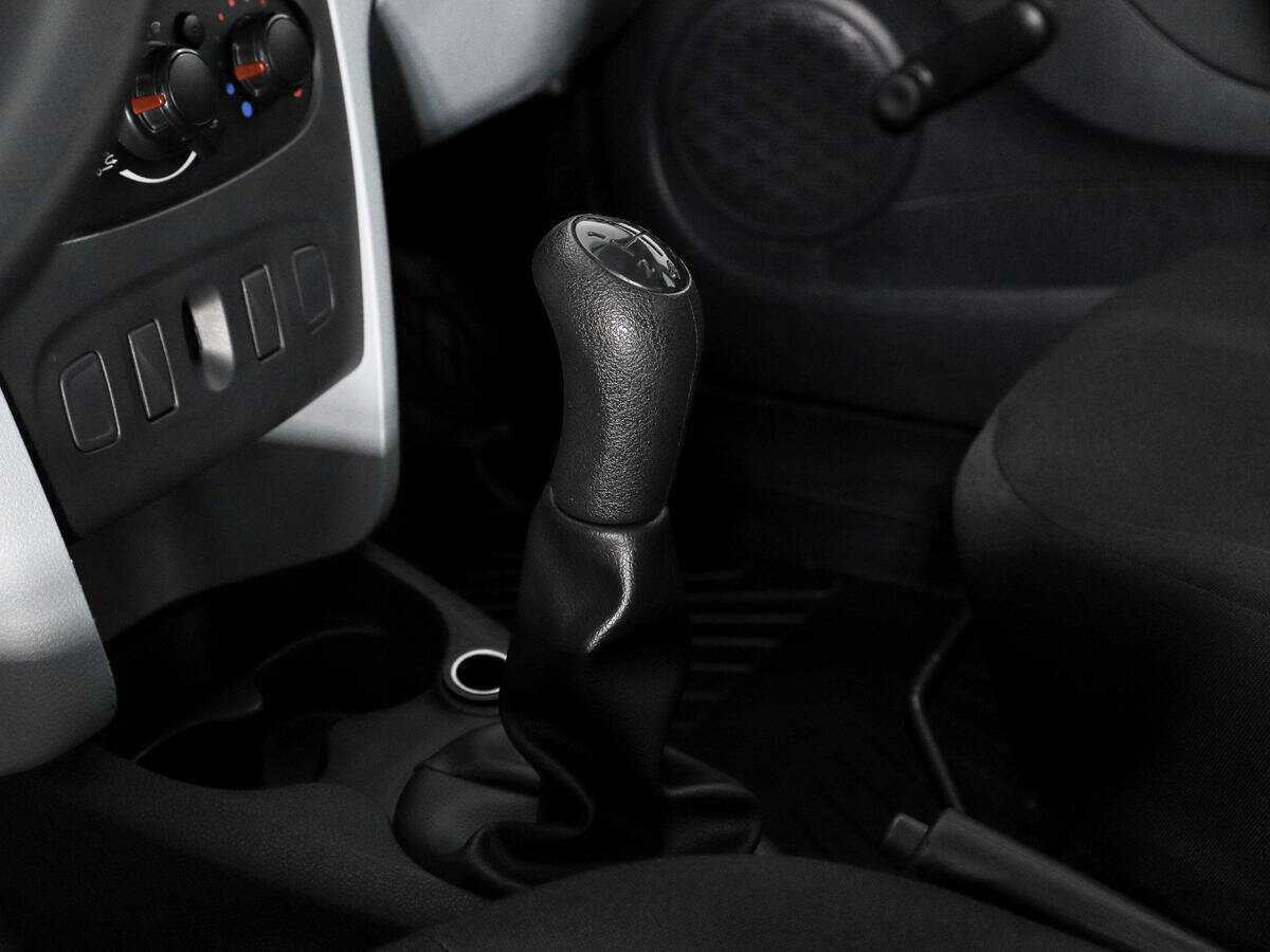 Купить Renault Logan, 2014, 118 796 км, фото №10