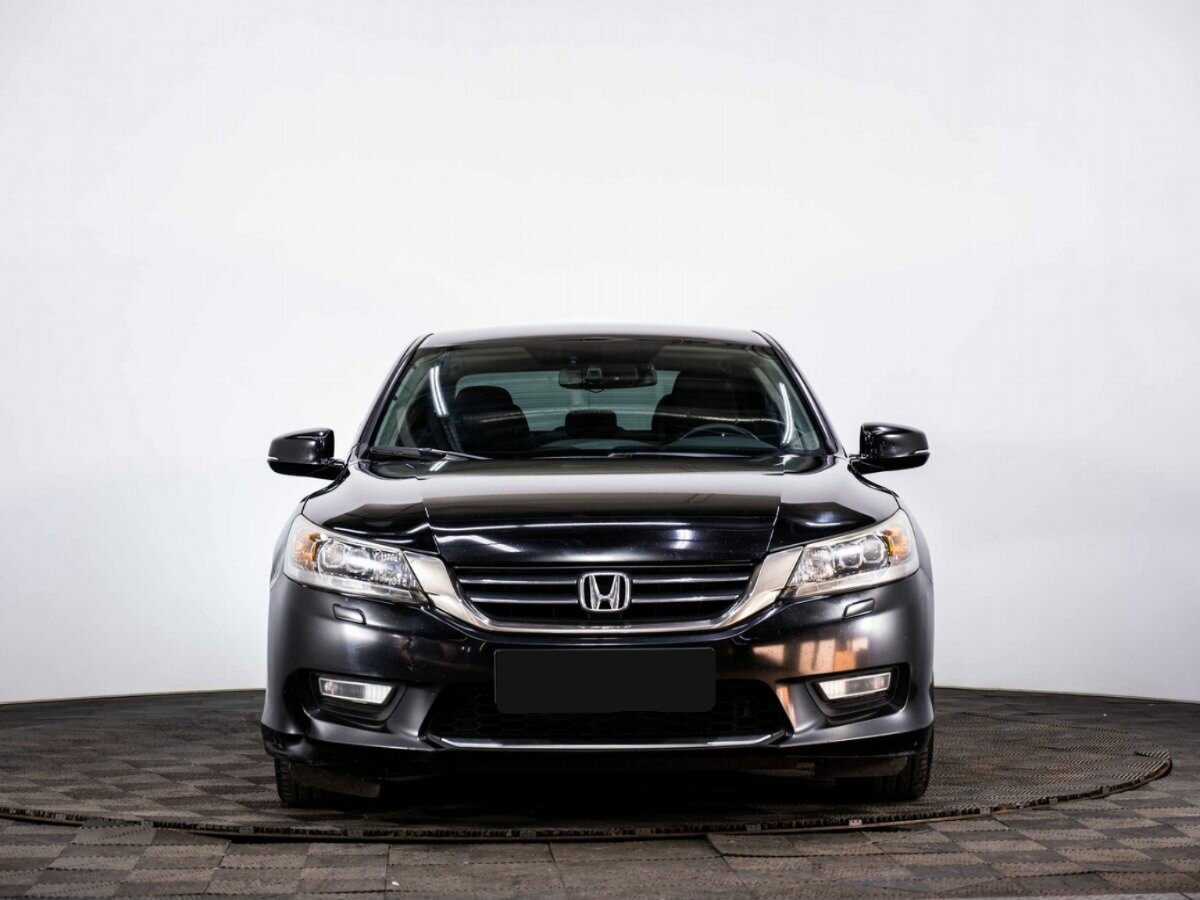 Купить Honda Accord, 2013, 185 000 км, фото №2