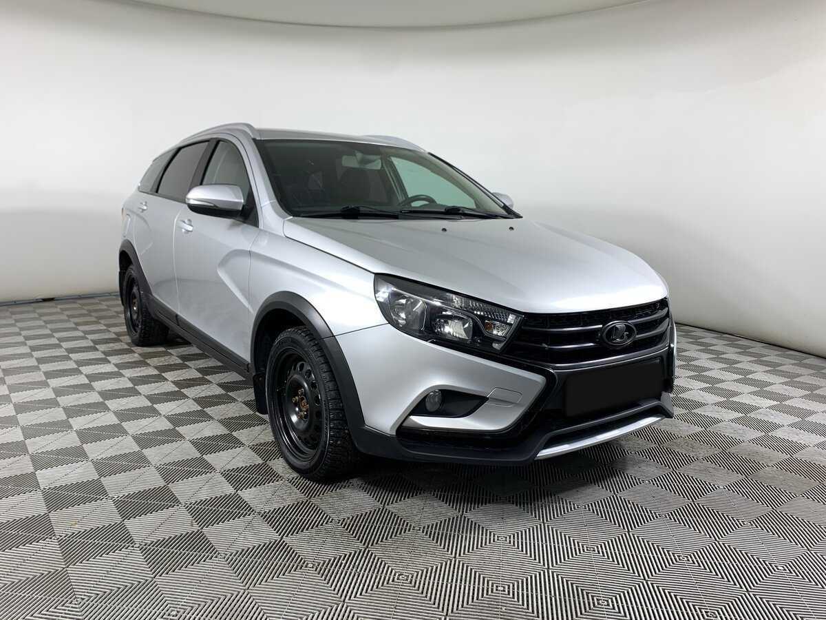Купить Lada (ВАЗ) Vesta SW Cross, 2017, 208 000 км, фото №3