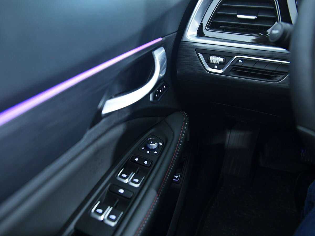 Купить Geely Tugella, 2022, 16 395 км, фото №12