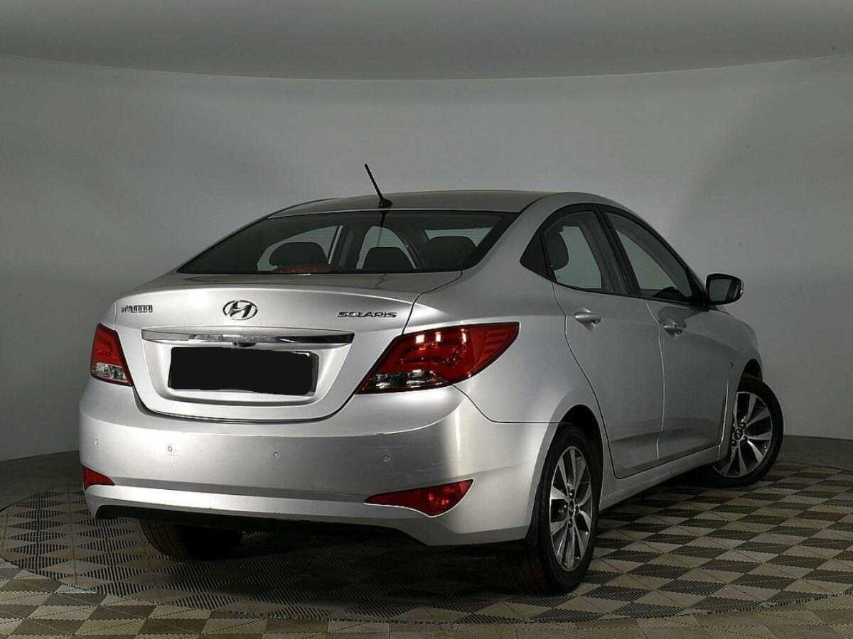 Купить Hyundai Solaris, 2015, 105 137 км, фото №2