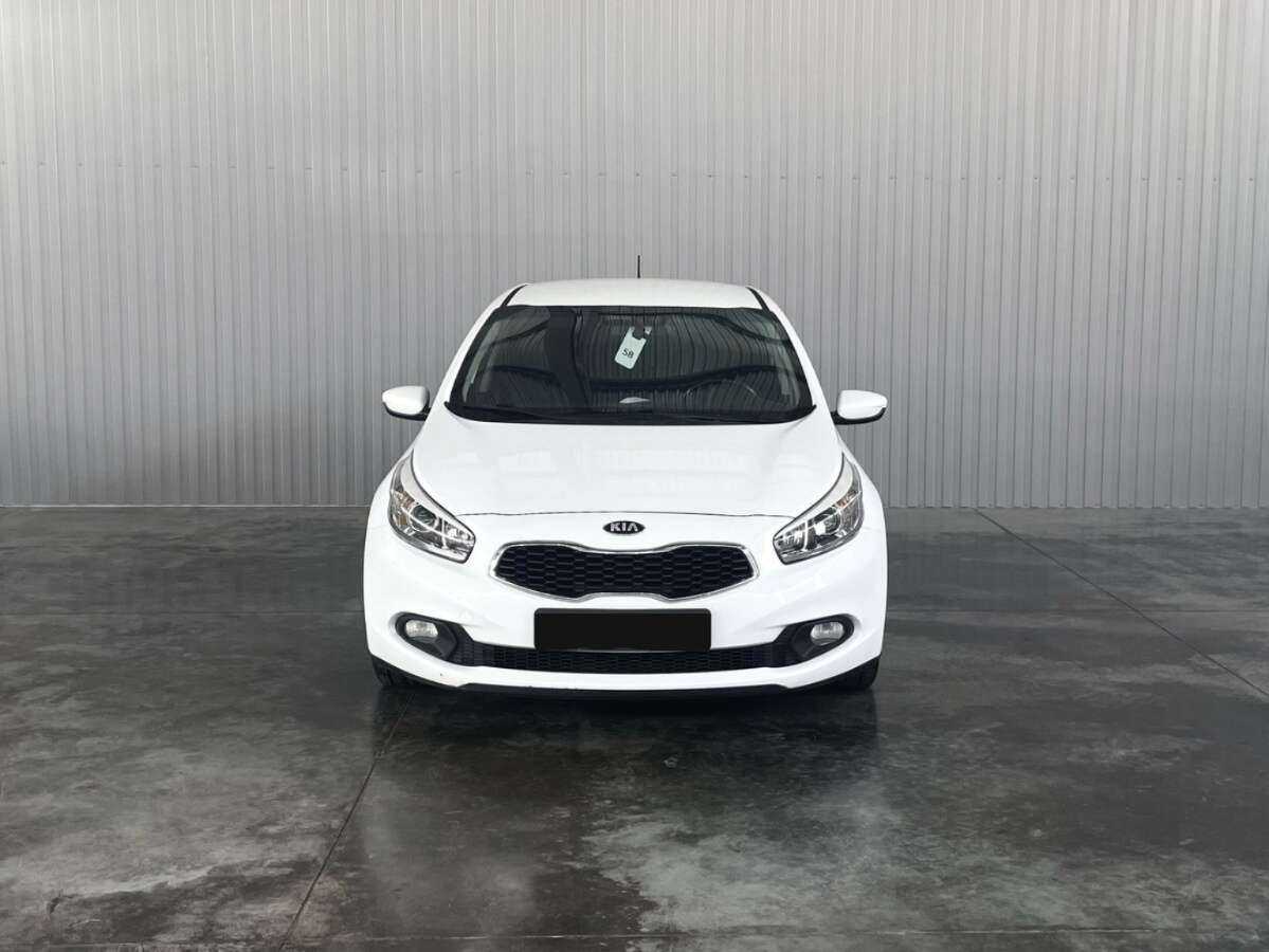 Купить Kia Ceed, 2013, 136 000 км, фото №2