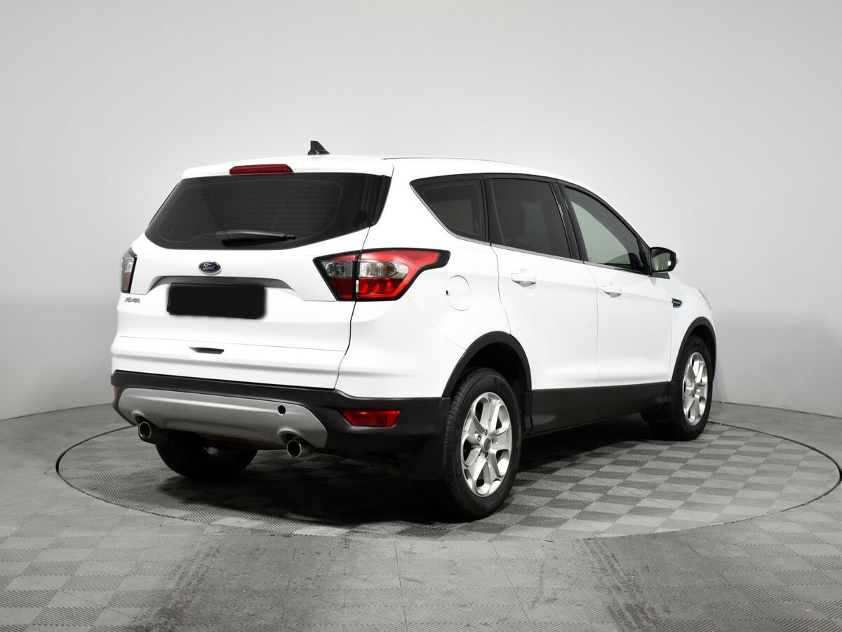 Купить Ford Kuga II Рестайлинг, 2017, 108 179 км, фото №3